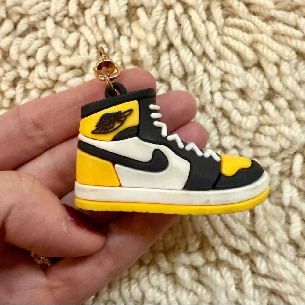 Nike | Air Jordan 1 Mid Hightop Sneaker keychain charm